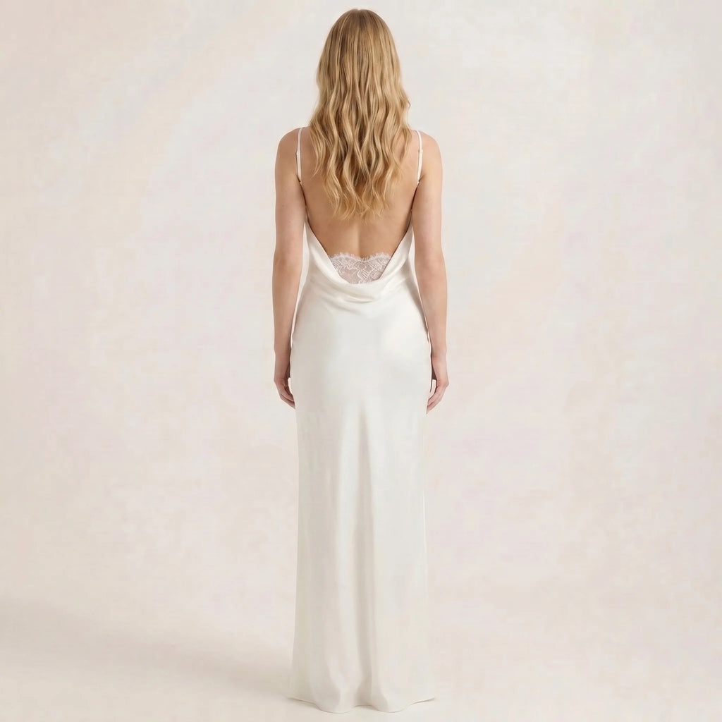 Elegant ermeløs maxikjole for kvinner – Ryggløs aftenkjole med rysjede detaljer-Dresses-Hvit-S-Maubaru